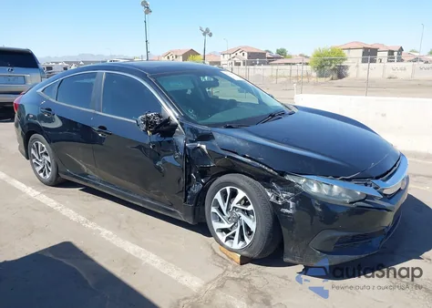 2018 Honda Civic Ex z USA, uszkodzony, nr VIN 19XFC2F74JE021802